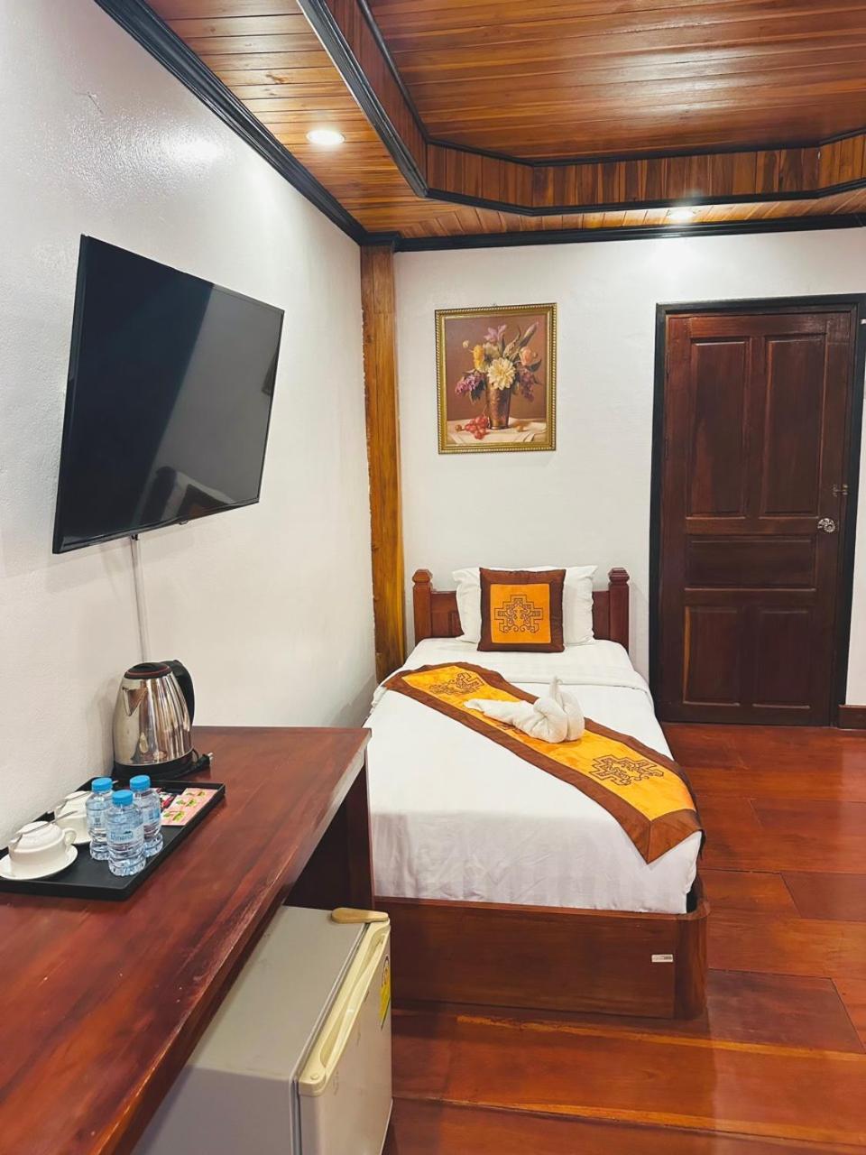 Luang Prabang Oudomlith Villa & Travel Zewnętrze zdjęcie