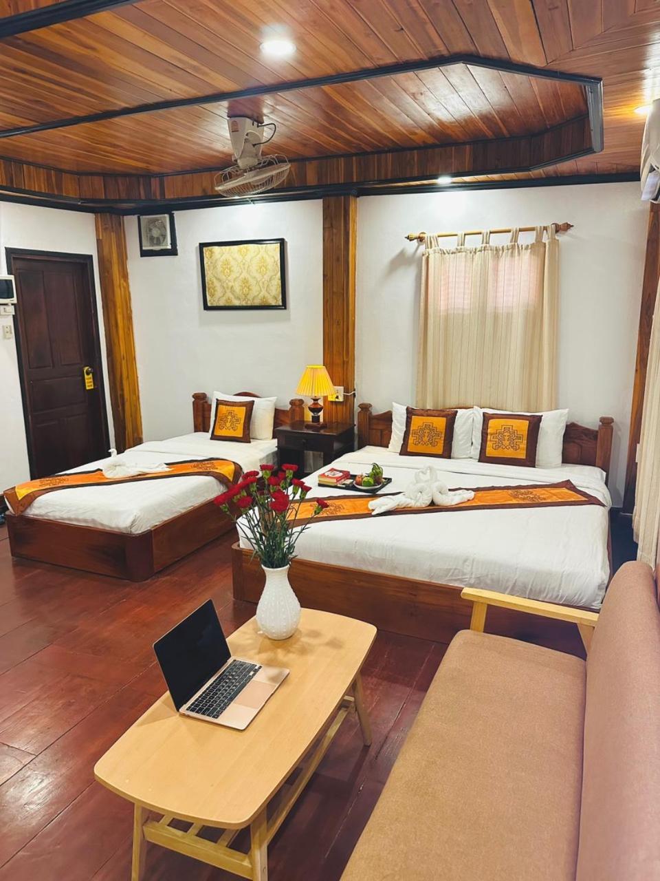 Luang Prabang Oudomlith Villa & Travel Zewnętrze zdjęcie