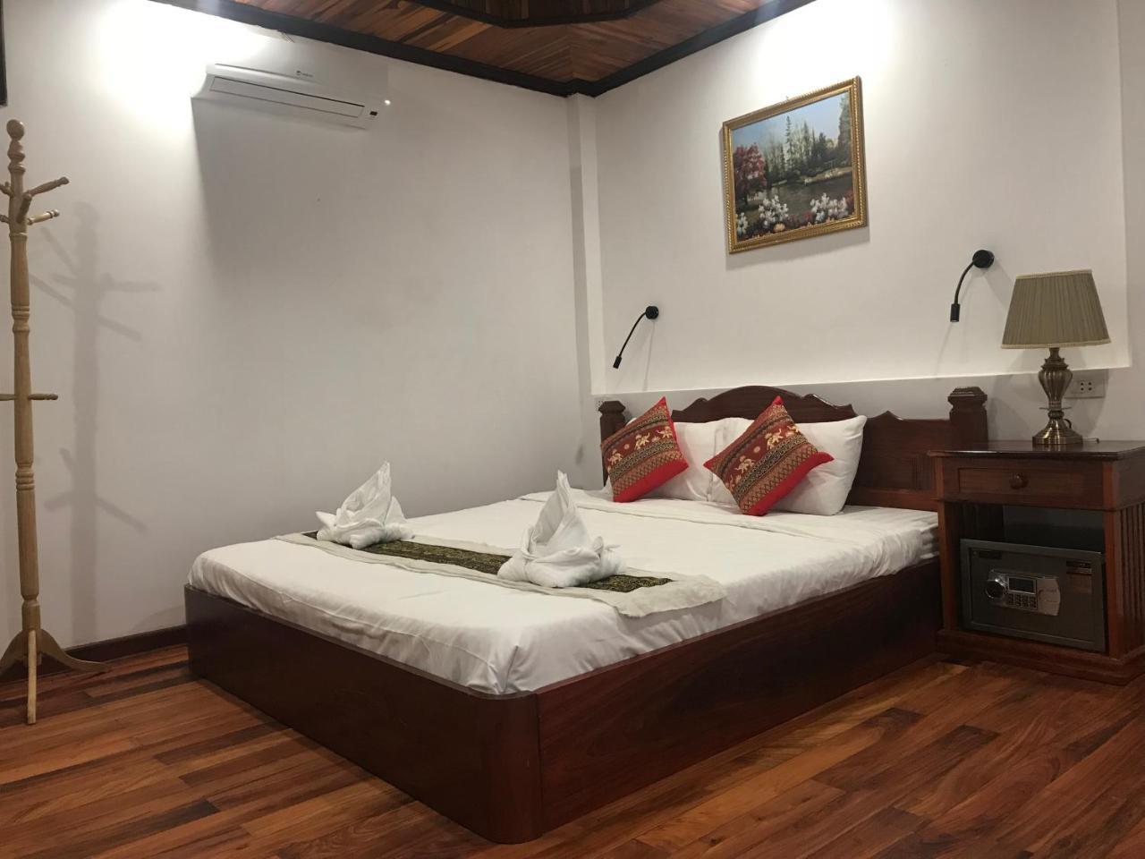 Luang Prabang Oudomlith Villa & Travel Zewnętrze zdjęcie