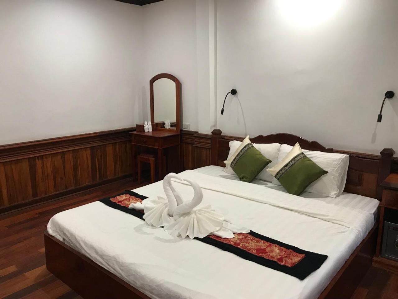 Luang Prabang Oudomlith Villa & Travel Zewnętrze zdjęcie