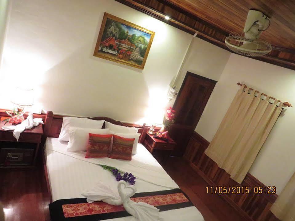 Luang Prabang Oudomlith Villa & Travel Zewnętrze zdjęcie
