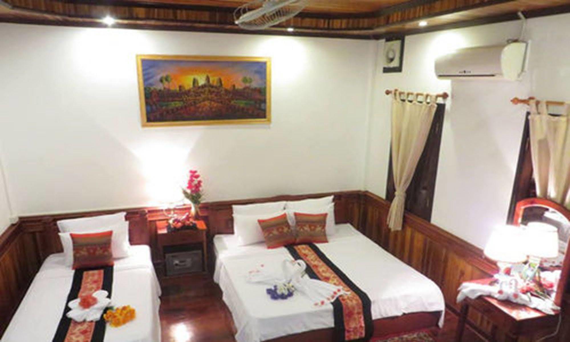 Luang Prabang Oudomlith Villa & Travel Zewnętrze zdjęcie